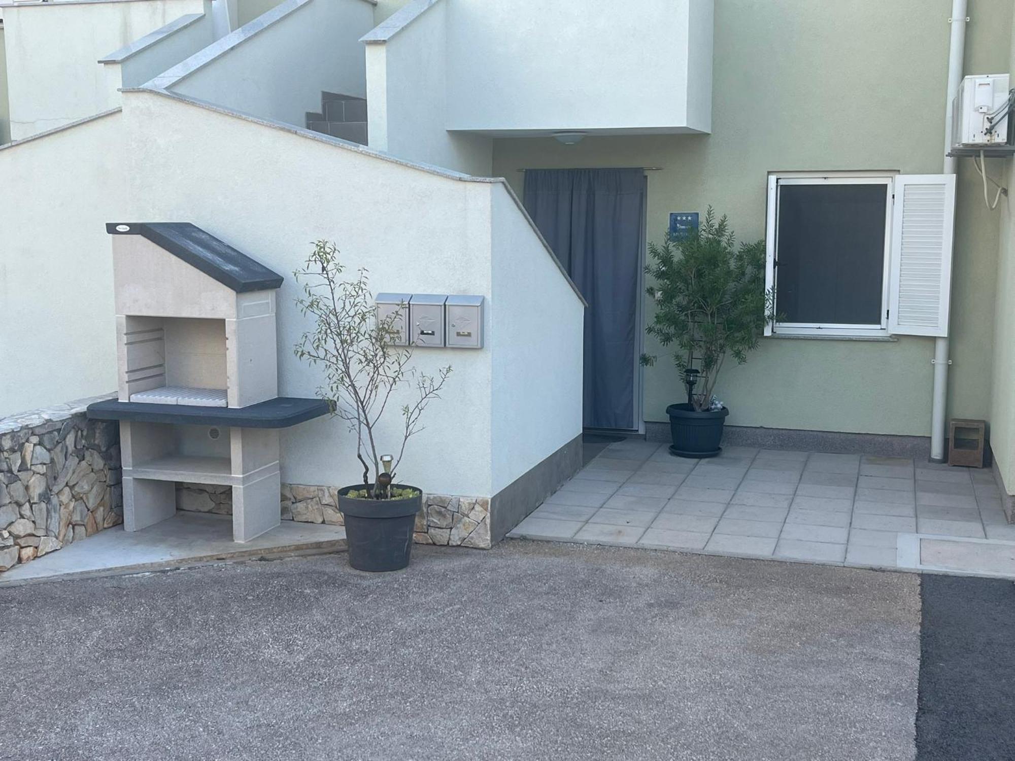 Apartment - Ivo Čižići エクステリア 写真