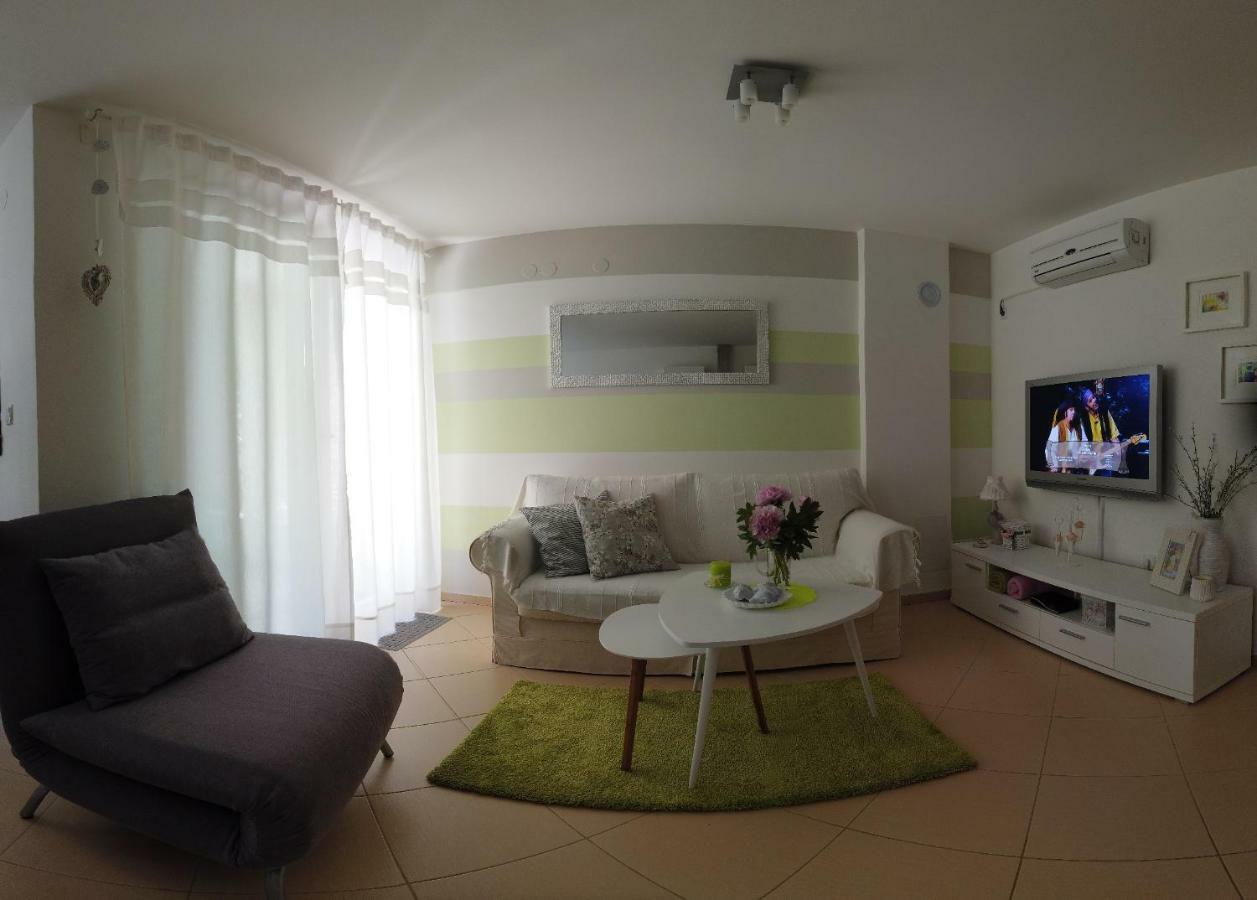 Apartment - Ivo Čižići エクステリア 写真